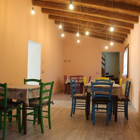 Uras Sa Domu Beccia B&B المظهر الخارجي الصورة